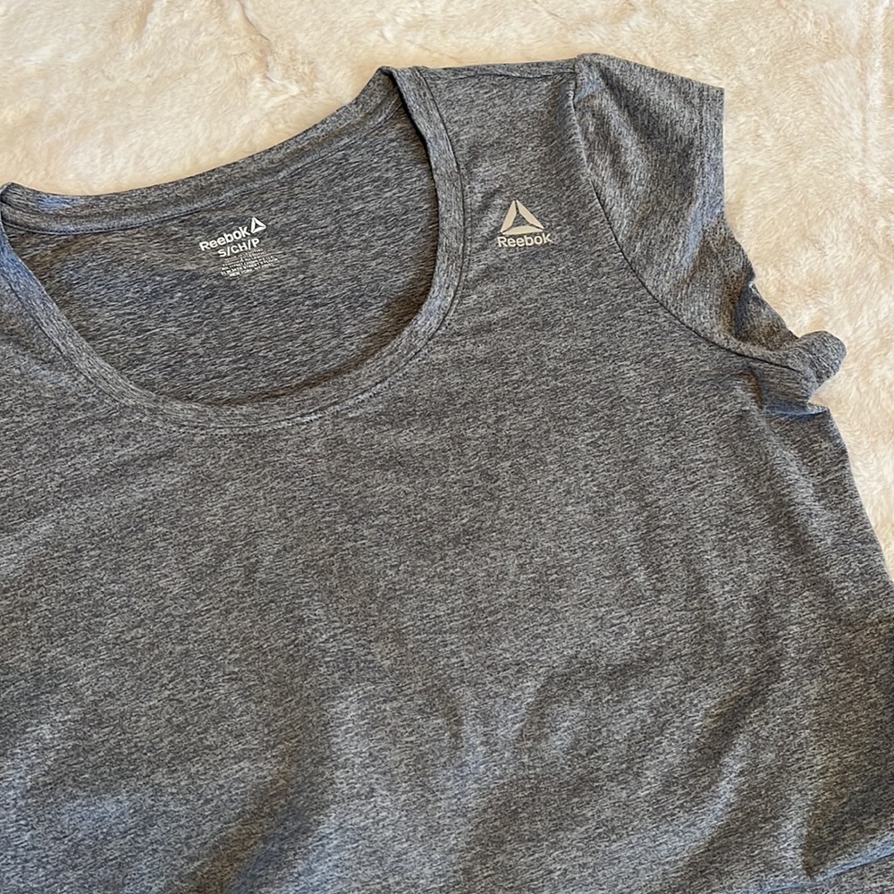 REEBOK T-Shirt